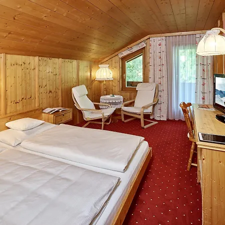 Hotel Monika 3*