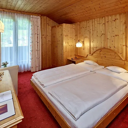 Monika Hotel