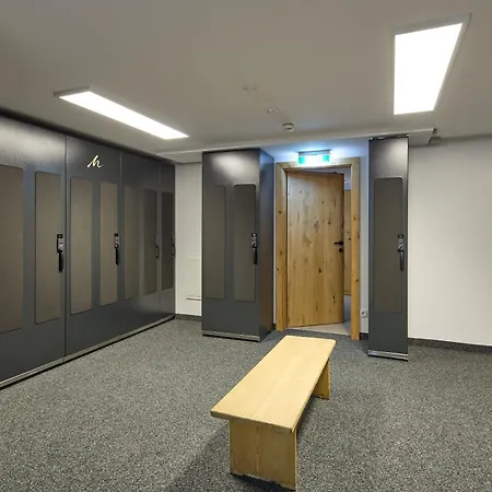 Monika Hotel